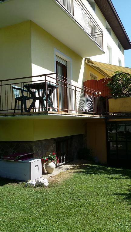 Casa Ferrari Monica Calceranica al Lago Exterior foto